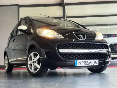 Peugeot 107 2011 - 6500 EUR, 168500 km - AUTO.MOTO.pt - 168500km - foto 17 de 39