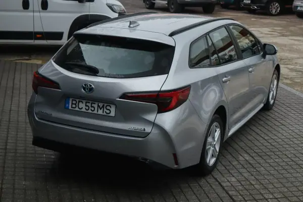 Toyota Corolla Touring Sports 2023 - 26500 EUR, 41100 km - AUTO.MOTO.pt - 41100km - foto 4 de 26