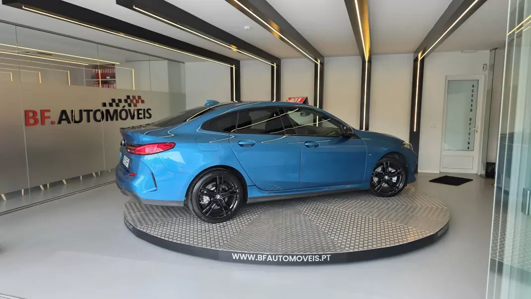 BMW 216 Gran Coupé 2020 - 24900 EUR, 75221 km - AUTO.MOTO.pt - 75221km - foto 8 de 61