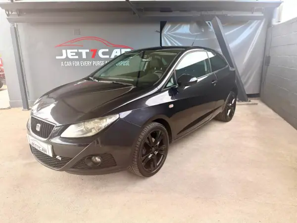 SEAT Ibiza 2011 - 7450 EUR, 207141 km - AUTO.MOTO.pt - 207141km - foto 2 de 15