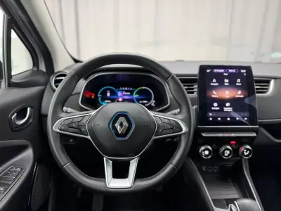 Renault Zoe 2020 - 16750 EUR, 11800 km - AUTO.MOTO.pt - 11800km - foto 16 de 25