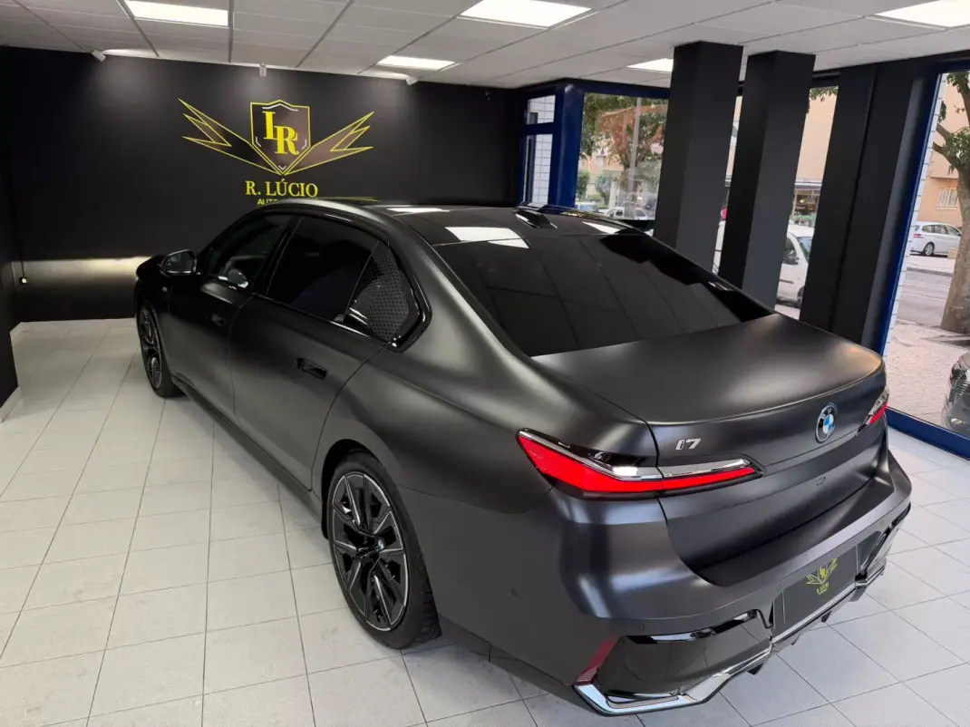 BMW i7 2024 - 87000 EUR, 39183 km - 39183km - foto 17 de 53