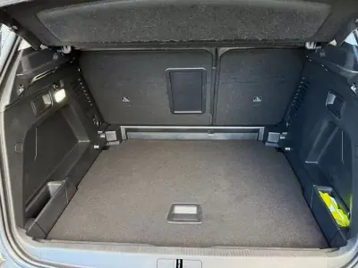 Peugeot 3008 2018 - 17900 EUR, 78000 km - AUTO.MOTO.pt - 78000km - foto 15 de 15