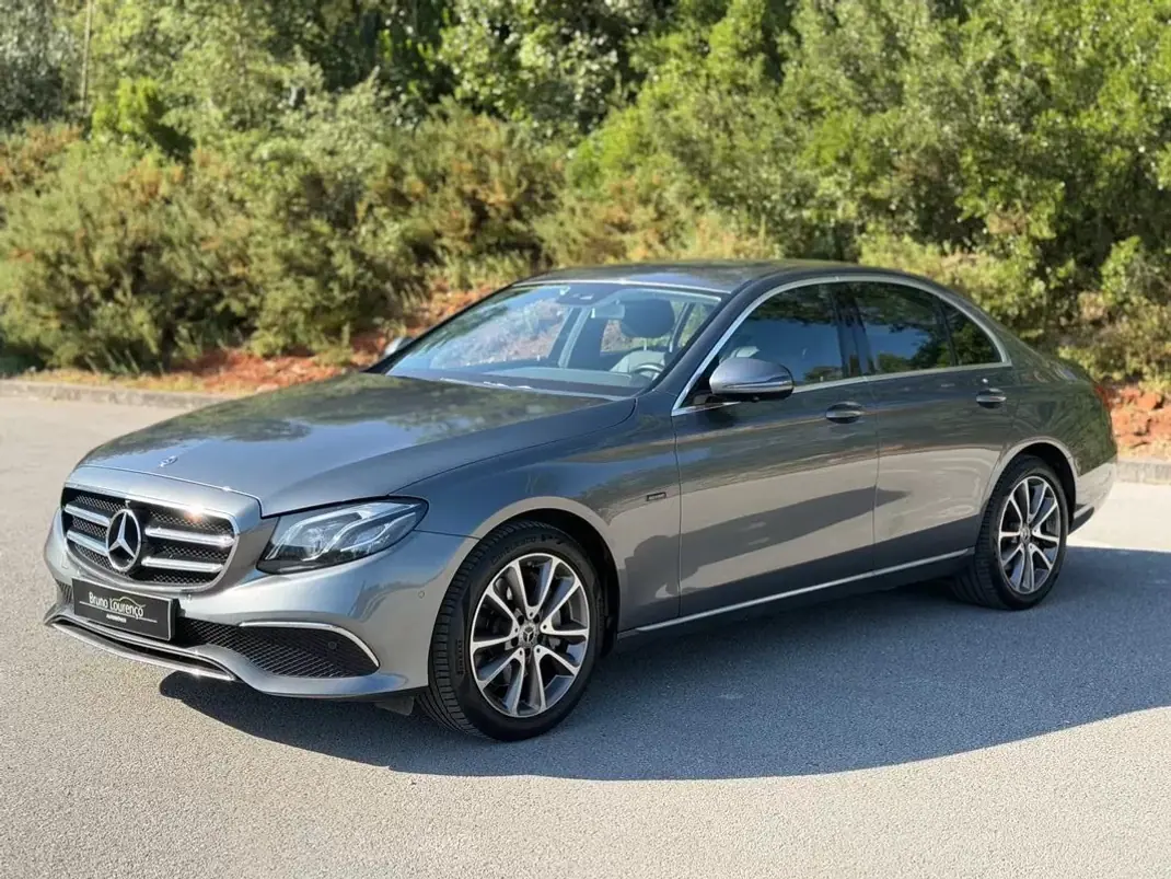 Mercedes-Benz E 300 2019 - 25900 EUR, 138000 km - 138000km - foto 23 de 33