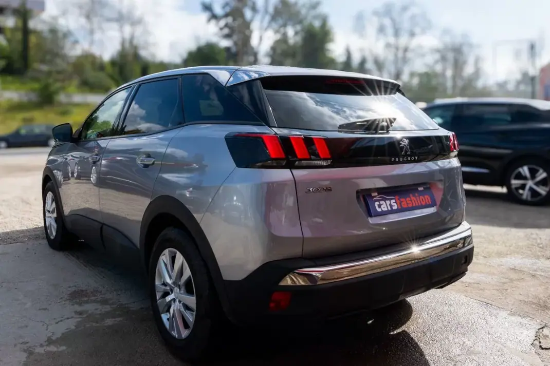 Peugeot 3008 2020 - 19990 EUR, 153200 km - 153200km - foto 9 de 30