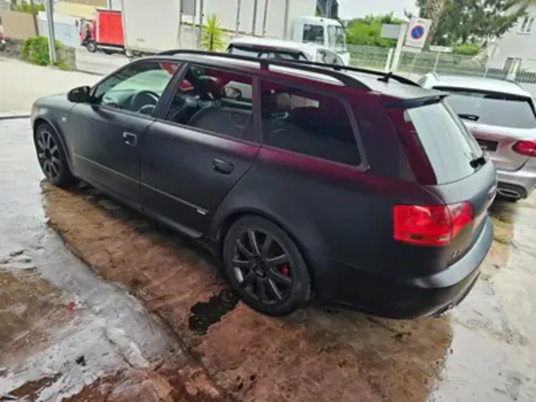 Audi A4 Avant 2007 - 7999 EUR, 274000 km - AUTO.MOTO.pt - 274000km - foto 3 de 13