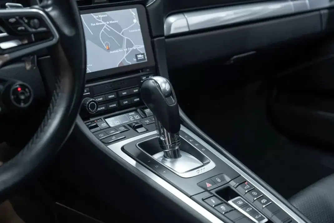 Porsche 991 2016 - 109950 EUR, 83000 km - AUTO.MOTO.pt - 83000km - foto 16 de 49