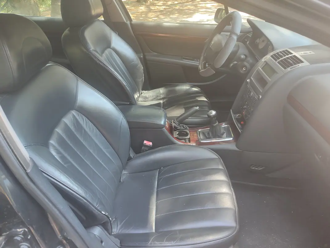 Peugeot 407 SW 2004 - 2500 EUR, 366864 km - AUTO.MOTO.pt - 366864km - foto 10 de 15