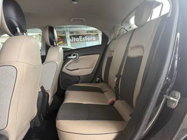 Fiat 500X 2016 - 14900 EUR, 114275 km - AUTO.MOTO.pt - 114275km - foto 25 de 28