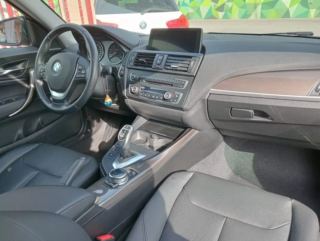 BMW 220 2014 - 19900 EUR, 130000 km - AUTO.MOTO.pt - 130000km - foto 18 de 28