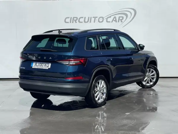 Skoda Kodiaq 2021 - 26500 EUR, 117793 km - AUTO.MOTO.pt - 117793km - foto 3 de 42