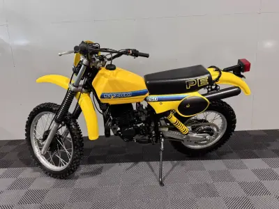 Suzuki Burgman 650 ABS Executive 1994 - 6750 EUR, 1500 km - 1500km - foto 10 de 17