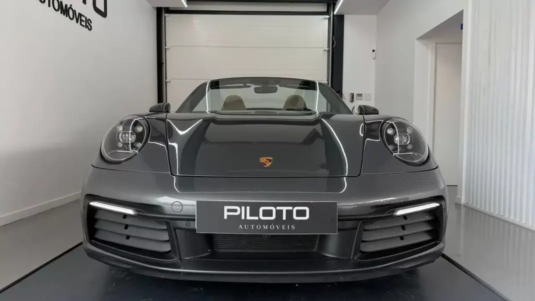 Porsche 911 2019 - 129990 EUR, 76079 km - AUTO.MOTO.pt - 76079km - foto 3 de 24