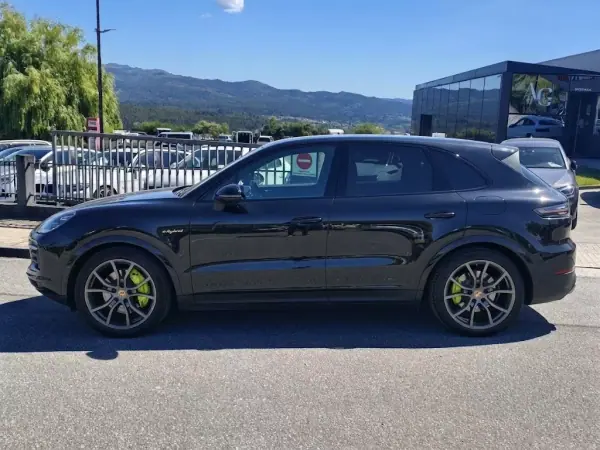 Porsche Cayenne E-Hybrid Platinum Edition 2018 Híbrido Plug-In
