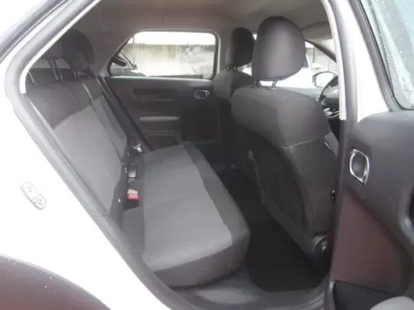 Citroën C4 Cactus 2020 - 12900 EUR, 185708 km - AUTO.MOTO.pt - 185708km - foto 20 de 26