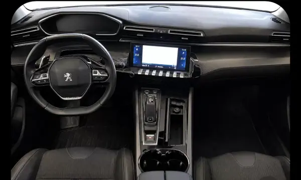 Peugeot 508 2020 - 16900 EUR, 179389 km - AUTO.MOTO.pt - 179389km - foto 6 de 9
