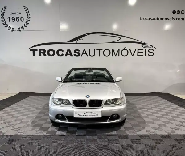 BMW 318 2003 - 13900 EUR, 182000 km - AUTO.MOTO.pt - 182000km - foto 23 de 42