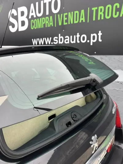 Peugeot 407 SW 2006 - 2990 EUR, 330000 km - AUTO.MOTO.pt - 330000km - foto 27 de 27