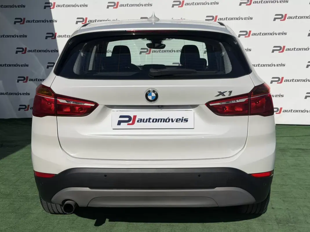 BMW X1 2016 - 16990 EUR, 156000 km - AUTO.MOTO.pt - 156000km - foto 7 de 18