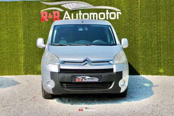 Citroën Berlingo 2010 - 8750 EUR, 186000 km - AUTO.MOTO.pt - 186000km - foto 4 de 17