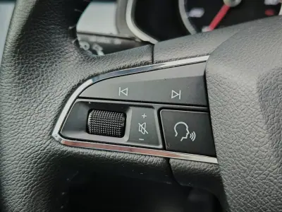 SEAT Arona 2019 - 13950 EUR, 46000 km - AUTO.MOTO.pt - 46000km - foto 36 de 48