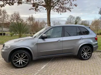 BMW X5 2013 - 23965 EUR, 239000 km - AUTO.MOTO.pt - 239000km - foto 2 de 32