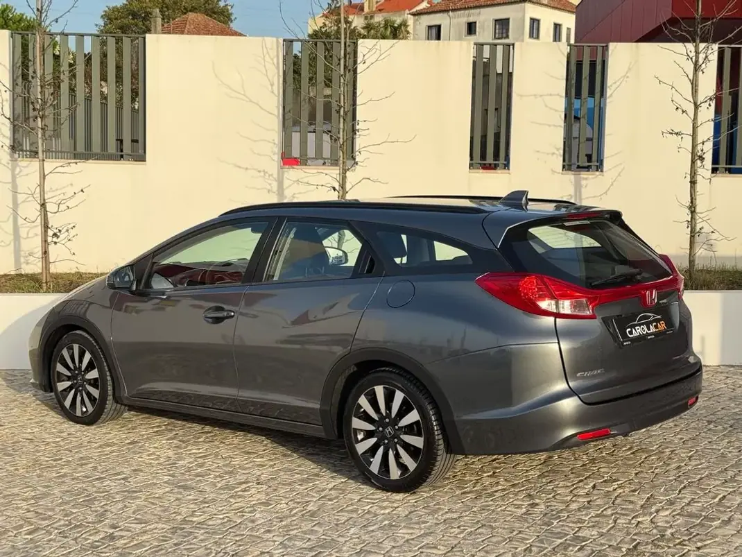 Honda Civic Tourer 2014 - 11950 EUR, 120000 km - 120000km - foto 5 de 27