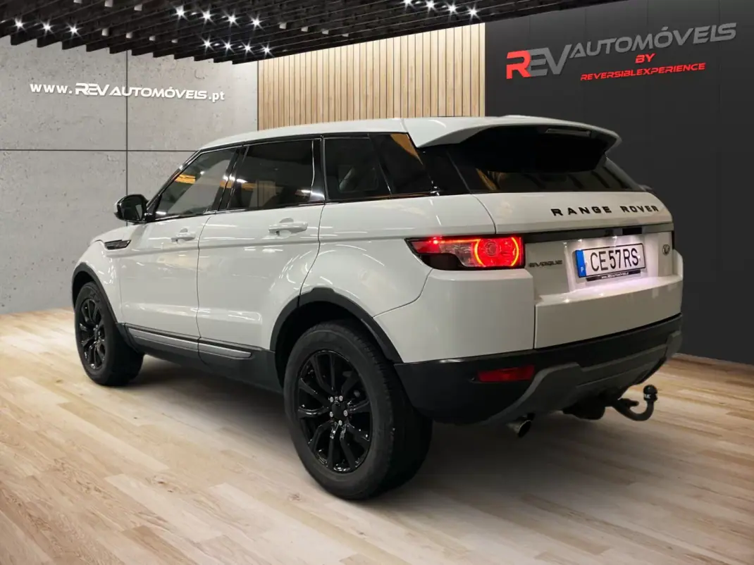 Land Rover Range Rover Evoque 2015 - 17950 EUR, 254700 km - AUTO.MOTO.pt - 254700km - foto 4 de 20