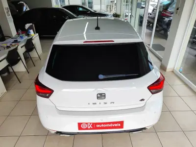 SEAT Ibiza 2020 - 15350 EUR, 34000 km - AUTO.MOTO.pt - 34000km - foto 10 de 38