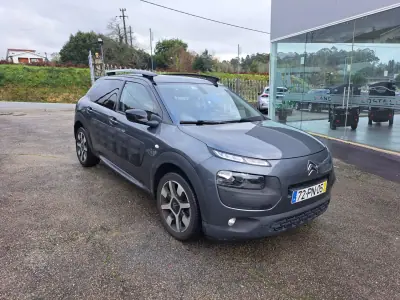 Citroën C4 Cactus 2015 - 7950 EUR, 177721 km - AUTO.MOTO.pt - 177721km - foto 3 de 17