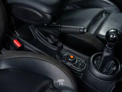 MINI One 2019 - 17990 EUR, 53900 km - AUTO.MOTO.pt - 53900km - foto 48 de 50