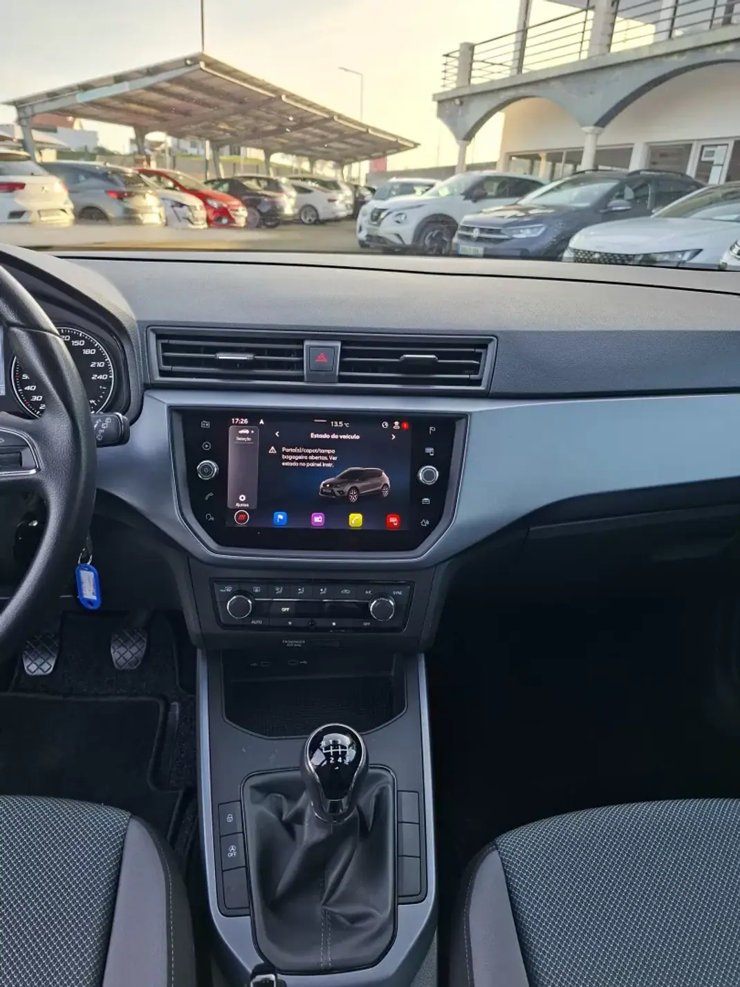 SEAT Arona 2021 - 15500 EUR, 49500 km - AUTO.MOTO.pt - 49500km - foto 16 de 31