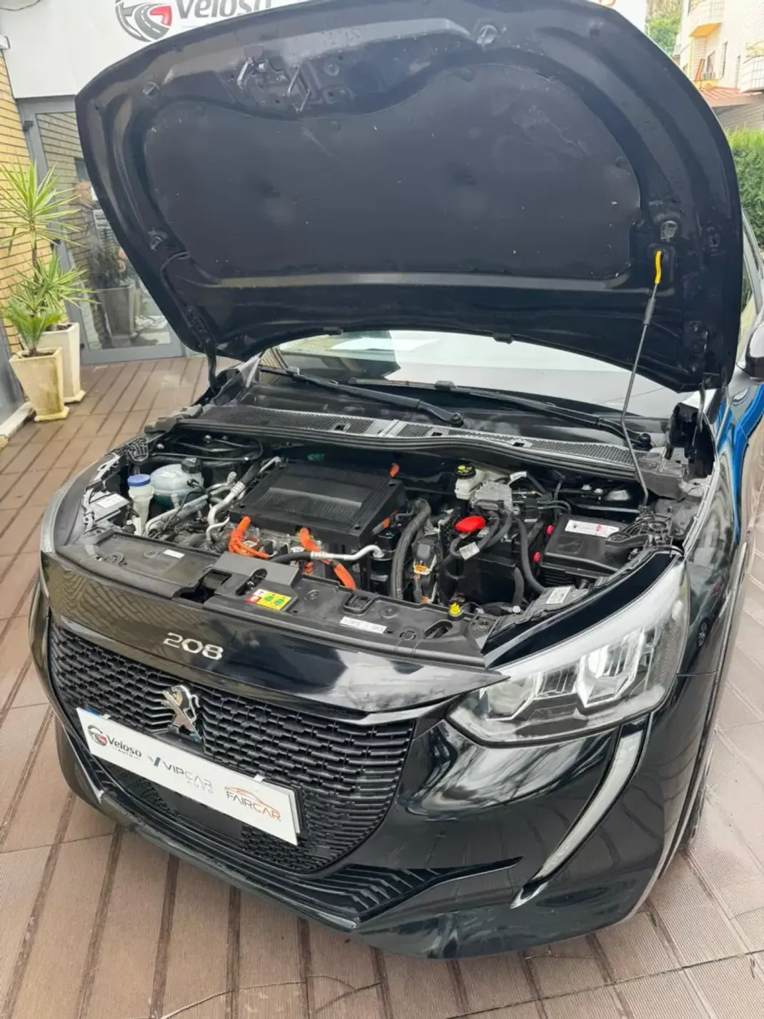 Peugeot e-208 2020 - 15000 EUR, 99692 km - AUTO.MOTO.pt - 99692km - foto 7 de 20