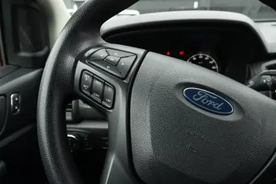 Ford Ranger 2023 - 29999 EUR, 48000 km - AUTO.MOTO.pt - 48000km - foto 19 de 25