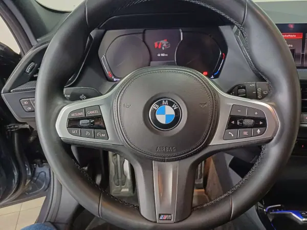 BMW 116 2021 - 23990 EUR, 130305 km - AUTO.MOTO.pt - 130305km - foto 7 de 15