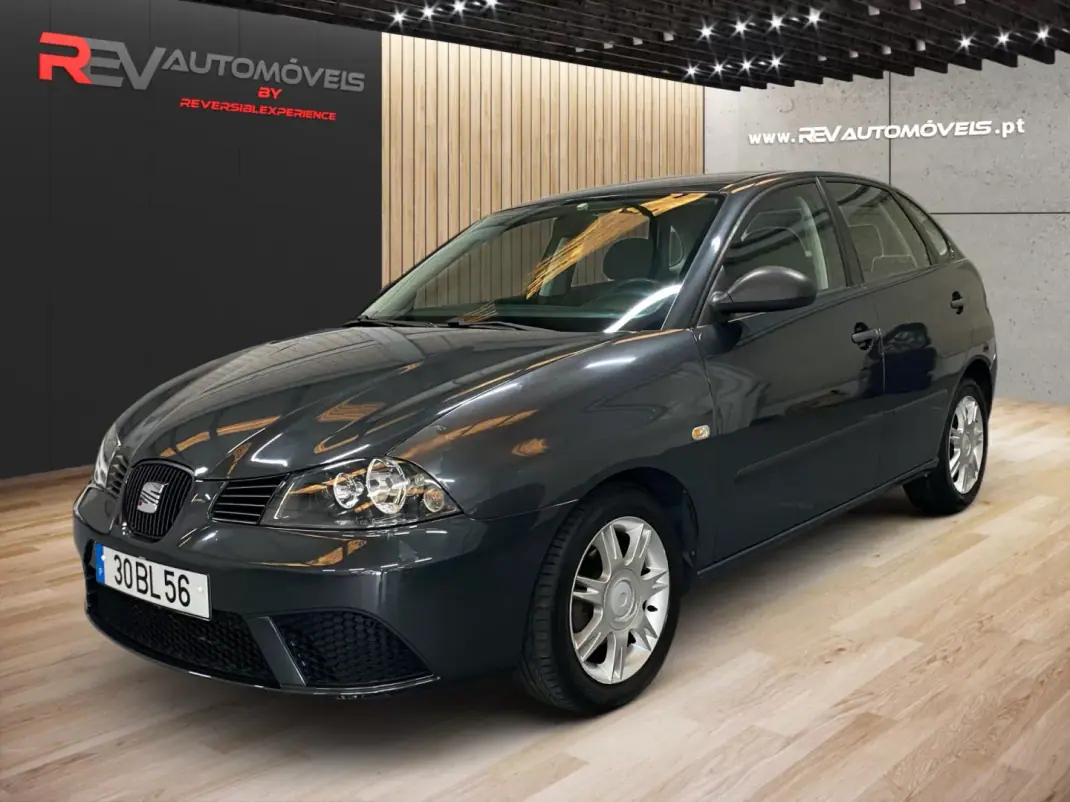 SEAT Ibiza 2005 - 3450 EUR, 199600 km - AUTO.MOTO.pt - 199600km - foto 1 de 19