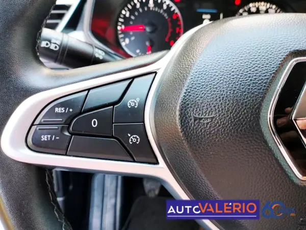 Renault Clio 2023 - 15950 EUR, 55104 km - AUTO.MOTO.pt - 55104km - foto 15 de 31