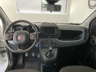 Fiat Panda 2024 - 16250 EUR, 29579 km - AUTO.MOTO.pt - 29579km - foto 2 de 11