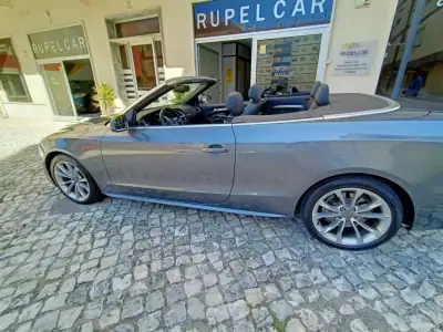 Audi A5 Cabrio 2016 - 26500 EUR, 115025 km - AUTO.MOTO.pt - 115025km - foto 19 de 22