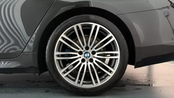BMW 520 2017 - 21990 EUR, 262000 km - AUTO.MOTO.pt - 262000km - foto 12 de 40