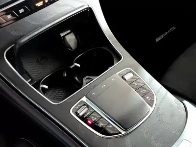 Mercedes-Benz GLC 300 2021 - 39900 EUR, 171118 km - AUTO.MOTO.pt - 171118km - foto 33 de 34