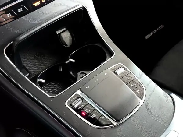 Mercedes-Benz GLC 300 2021 - 39900 EUR, 171118 km - AUTO.MOTO.pt - 171118km - foto 33 de 34
