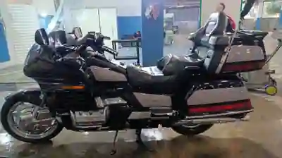 Honda Gold Wing 1999 - 10000 EUR, 66000 km - 66000km - foto 7 de 8