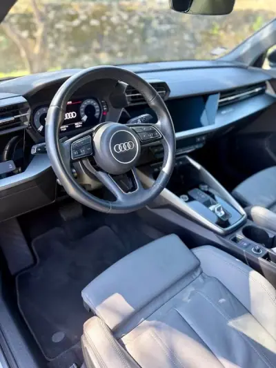 Audi A3 Sportback 2021 - 26900 EUR, 80400 km - AUTO.MOTO.pt - 80400km - foto 8 de 23