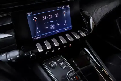 Peugeot 508 SW 2020 - 16990 EUR, 132236 km - AUTO.MOTO.pt - 132236km - foto 23 de 41