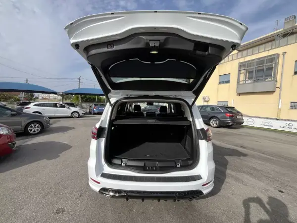 Ford S-Max 2016 - 27250 EUR, 140000 km - AUTO.MOTO.pt - 140000km - foto 55 de 80