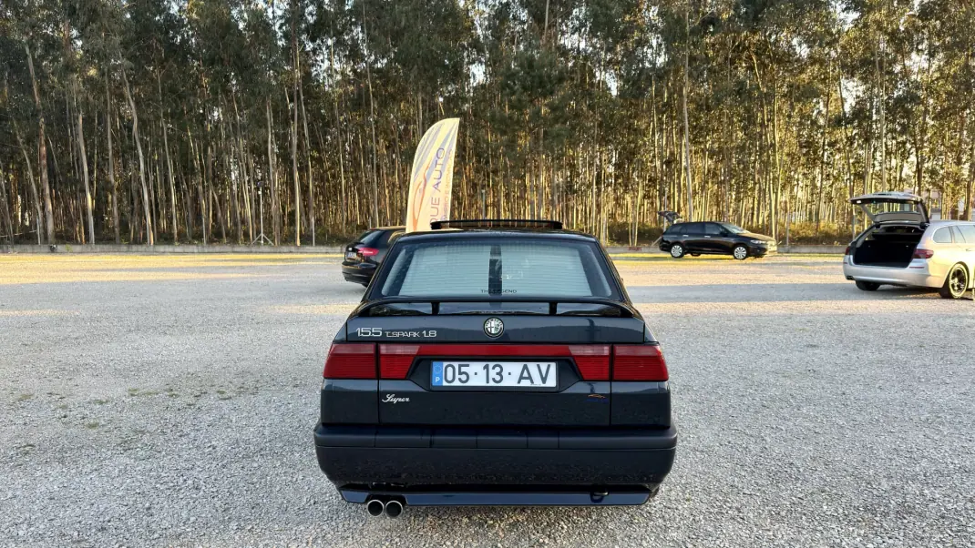 Alfa Romeo 155 1992 - 9999 EUR, 159000 km - AUTO.MOTO.pt - 159000km - foto 12 de 17