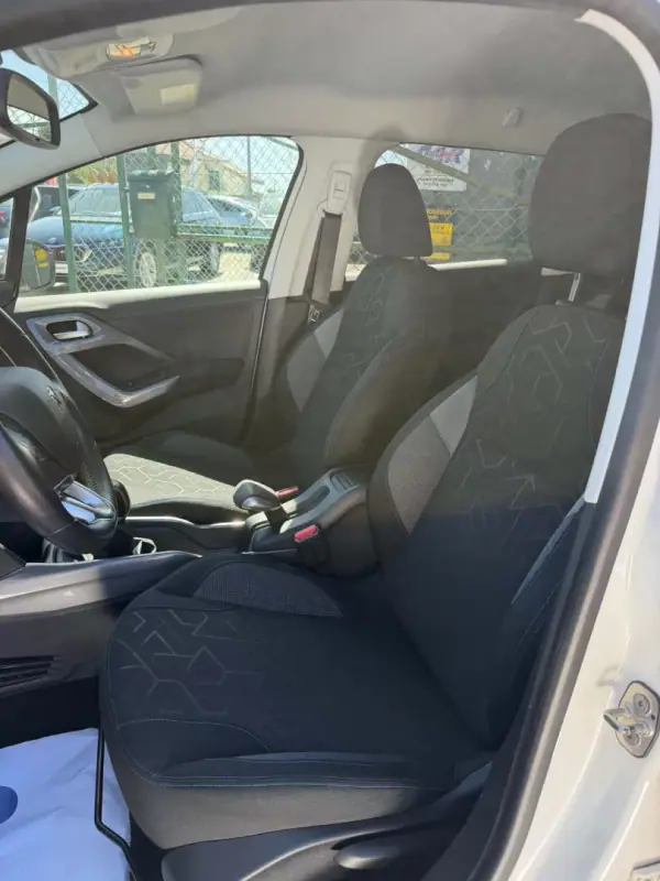 Peugeot 2008 1.2 PureTech Style 2019 Gasolina