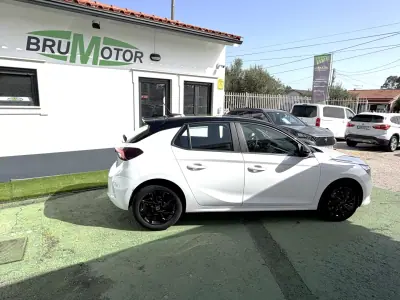 Opel Corsa 2024 - 16450 EUR, 46041 km - 46041km - foto 5 de 15