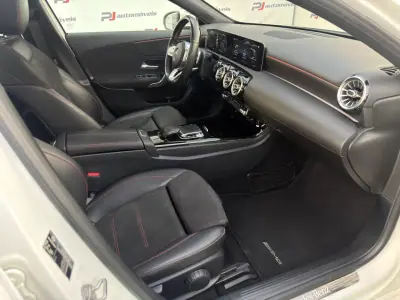 Mercedes-Benz A 180 Limousine 2019 - 23990 EUR, 176827 km - AUTO.MOTO.pt - 176827km - foto 13 de 19